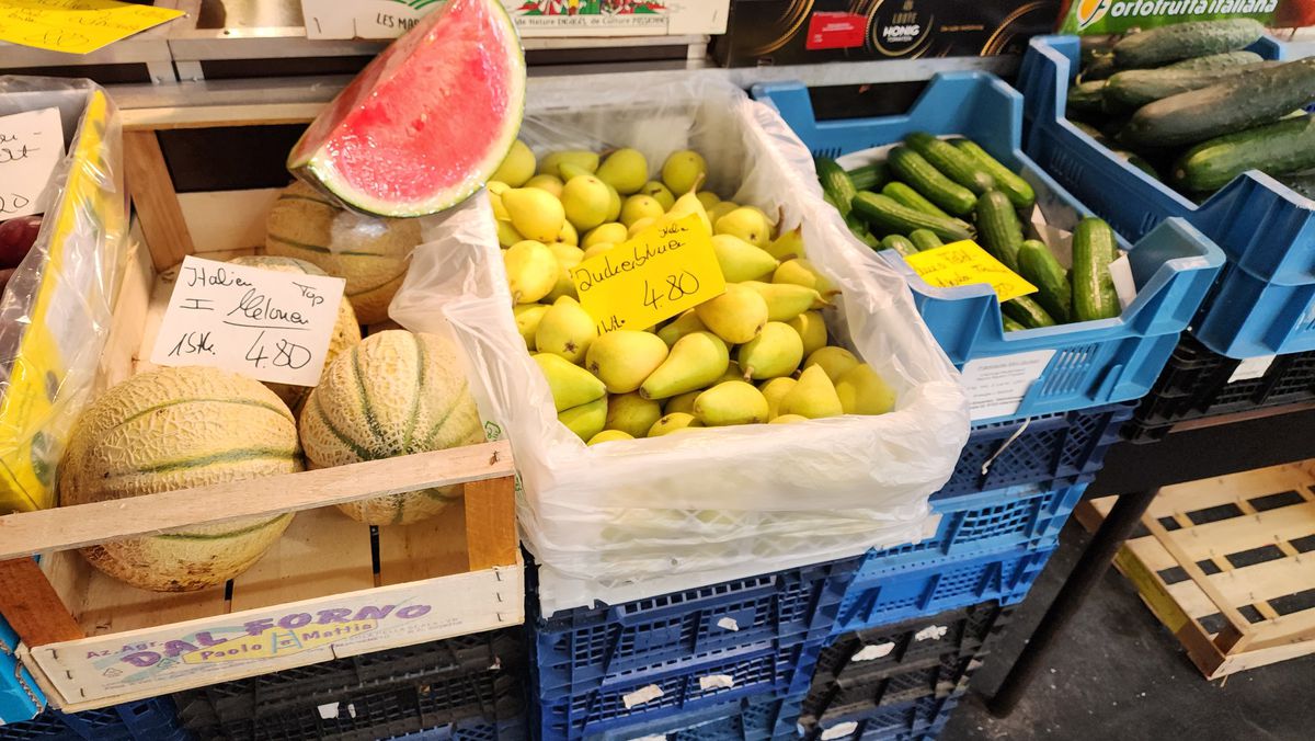 „Oborul” din inima Frankfurtului » Am vizitat piața devenită atracție turistică pentru străini