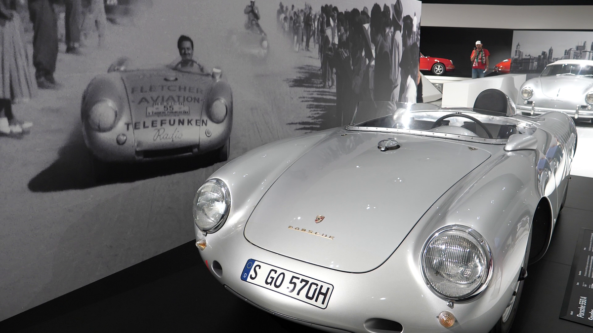 Muzeul Porsche din Stuttgart