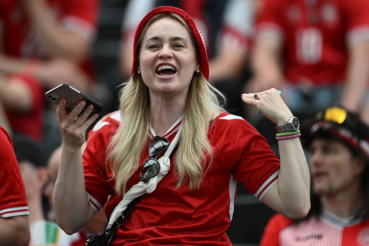 Vestea care i-a întristat pe jurnaliștii englezi prezenți pe stadion la Danemarca - Anglia: „Accident șocant”