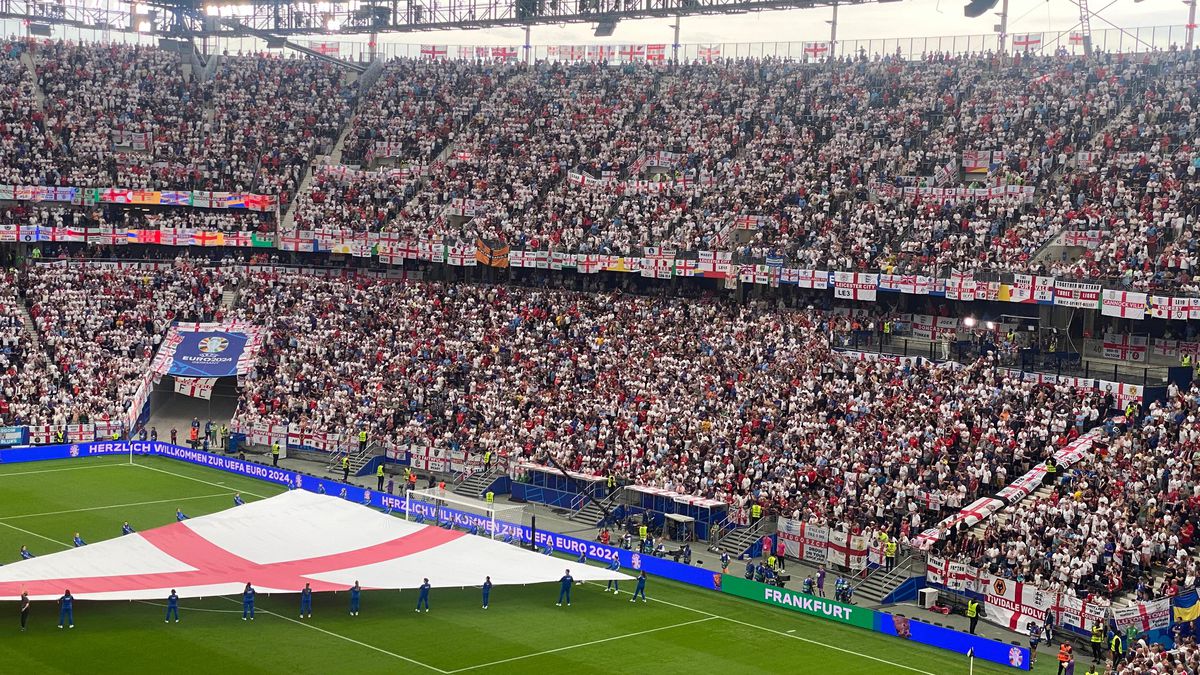 Înainte de Danemarca - Anglia