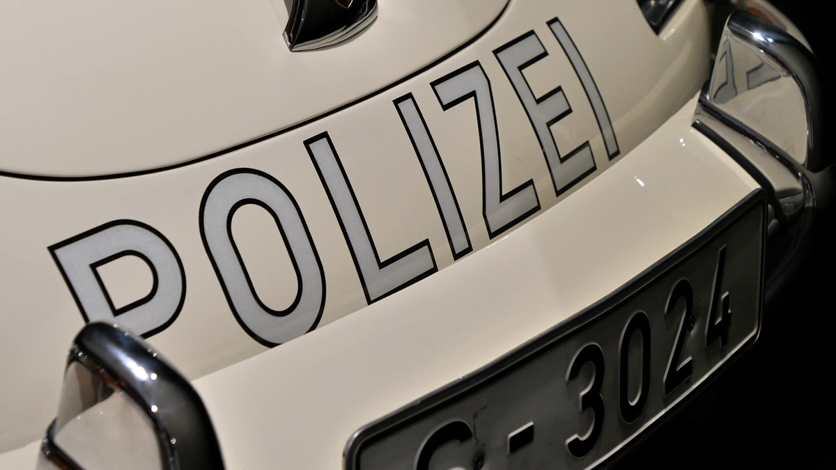 GSP.RO a intrat în culisele celui mai spectaculos muzeu auto din lume » O oră petrecută la Porsche, în Germania