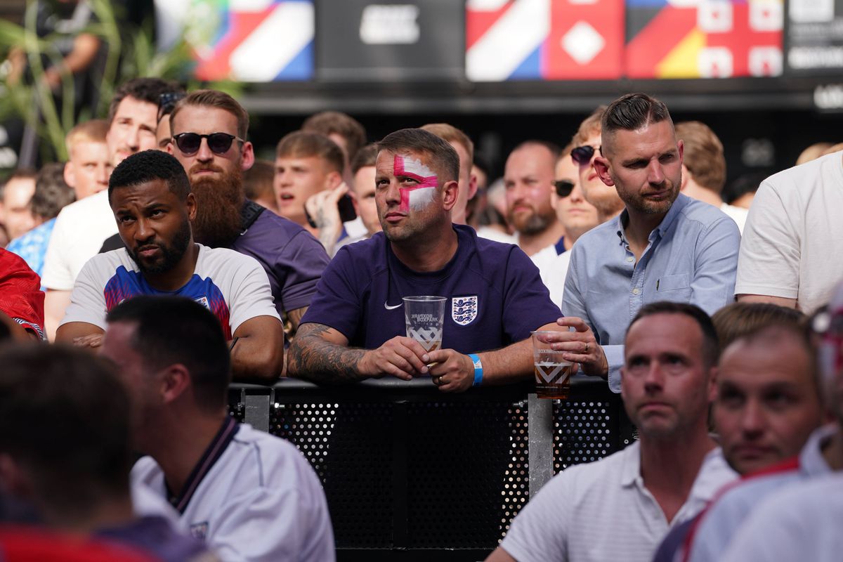 Atmosfera din meciul Danemarca - Anglia, Euro 2024