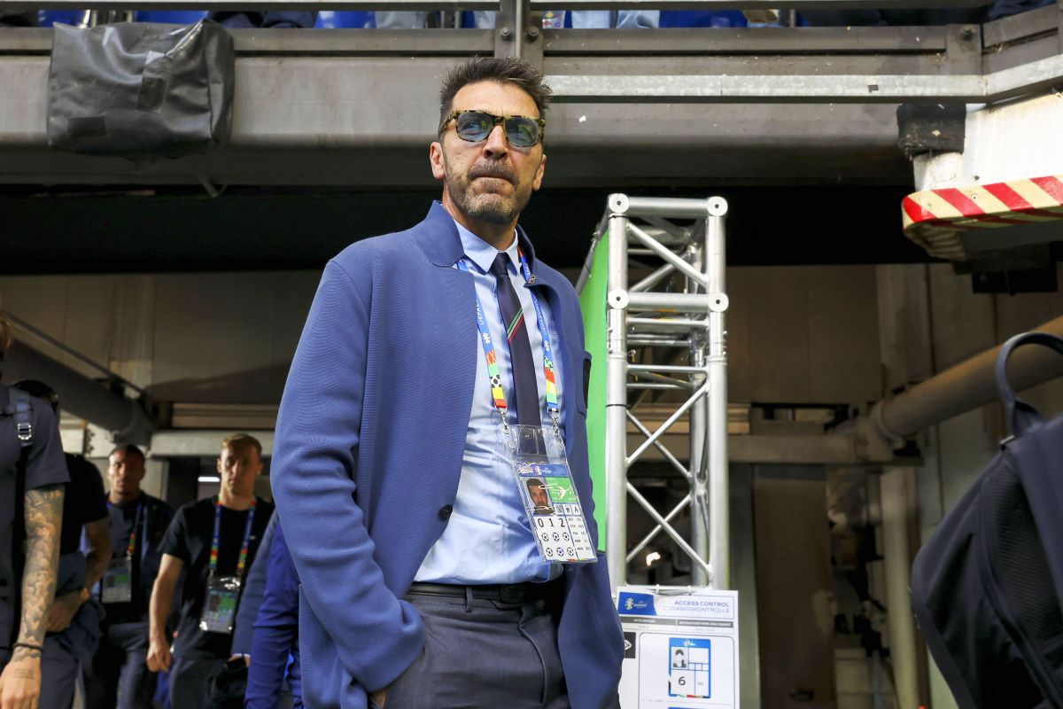 7 detalii surprinse de reporterii GSP la ciocnirea titanilor, Spania - Italia, un duel ca un selfie » Buffon le-a luat ochii și spaniolilor: cât costă să te îmbraci ca italienii