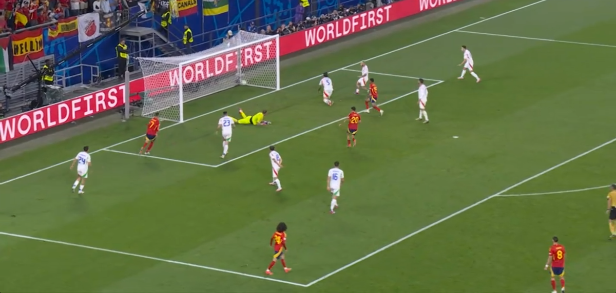 Execuția caraghioasă care a decis Spania - Italia » Număr IMENS de autogoluri în doar 18 meciuri la Euro