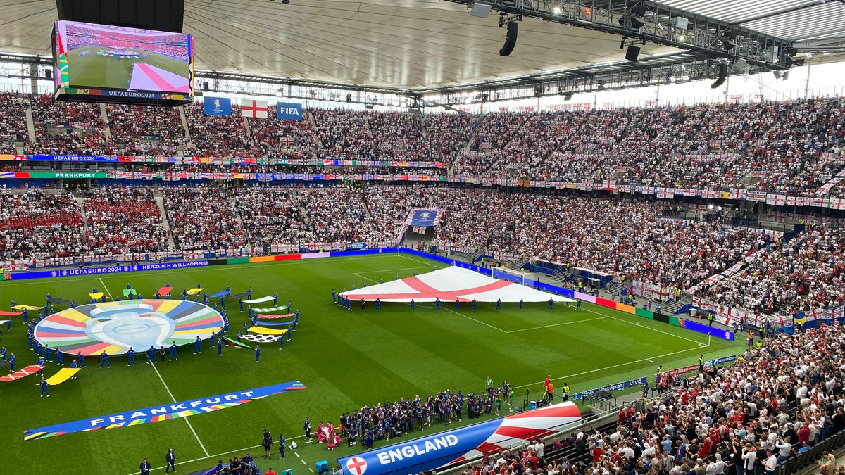 Înainte de Danemarca - Anglia