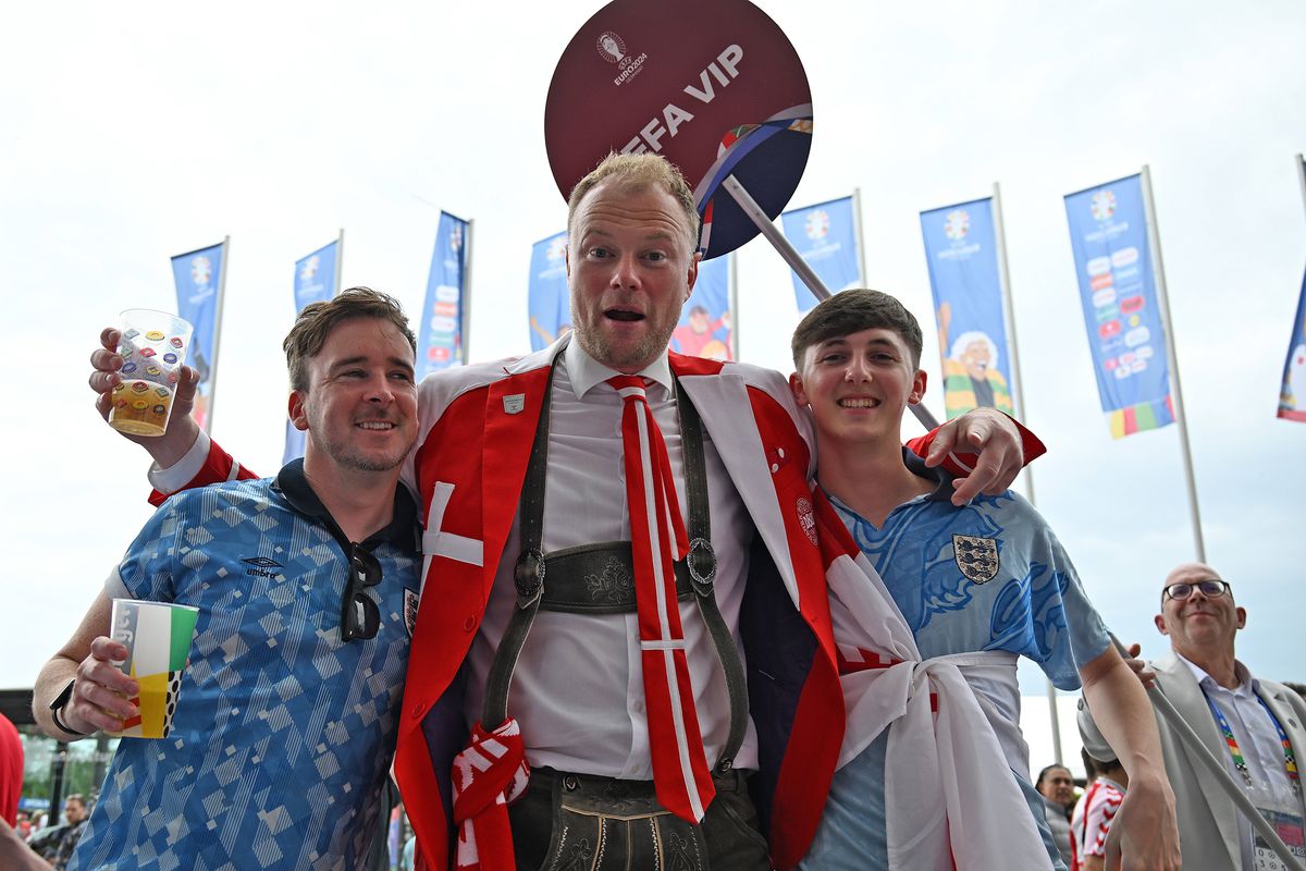 Chinurile nesfârșite ale Angliei: favorita la trofeu s-a încurcat cu Danemarca! Clasamentul Grupei C după două runde