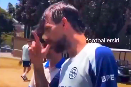VIDEO Jucătorul lui Cristi Chivu l-a amenințat pe un fan în Statele Unite: „Sunt nebun, ai grijă!”