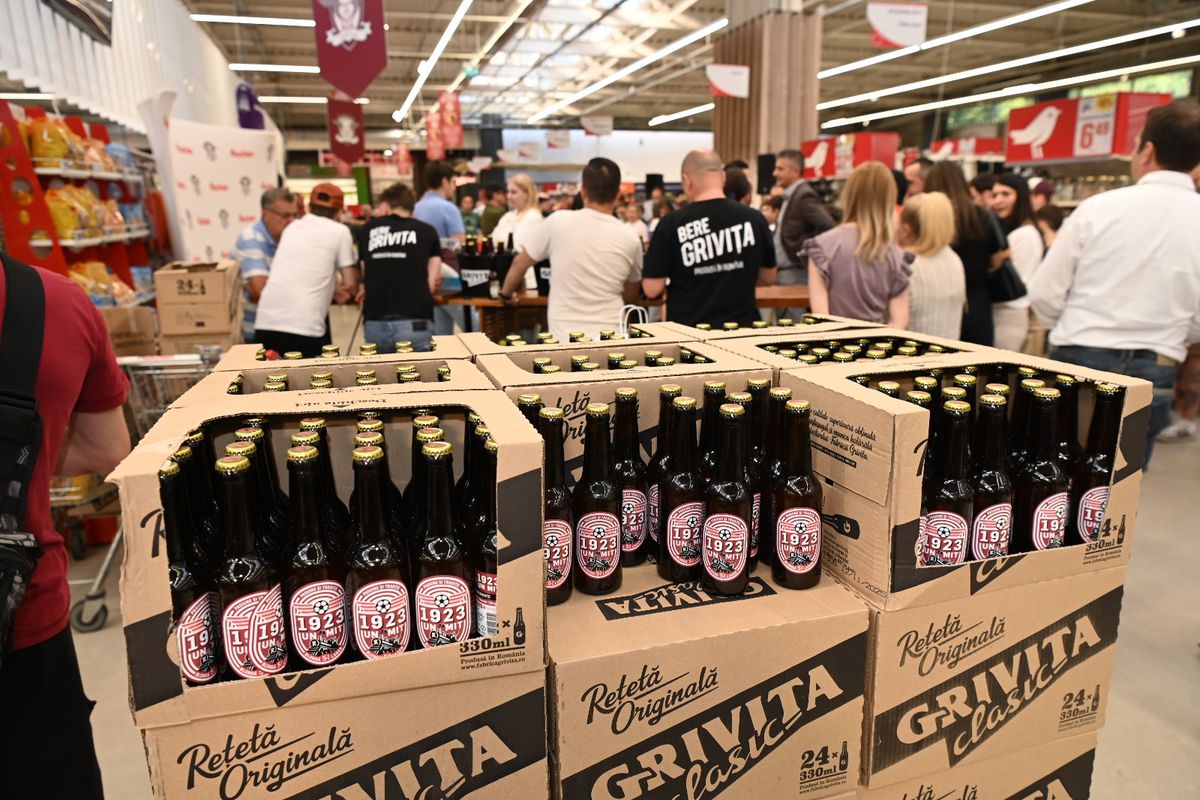 Noua bere a FC Rapid, disponibilă în premieră în rețeaua Auchan