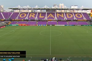 Benfica - Auckland City, la Campionatul Mondial al Cluburilor. Meciul a revenit după 2 ore