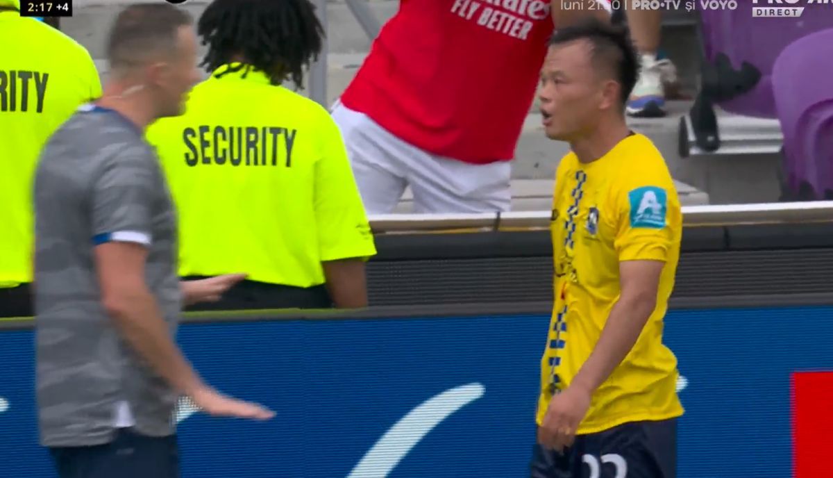 Tong Zhou, criză de nervi în Benfica - Auckland