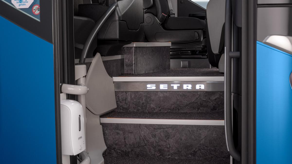 Noul autocar al celor de la FCSB. Foto: setra-bus.com