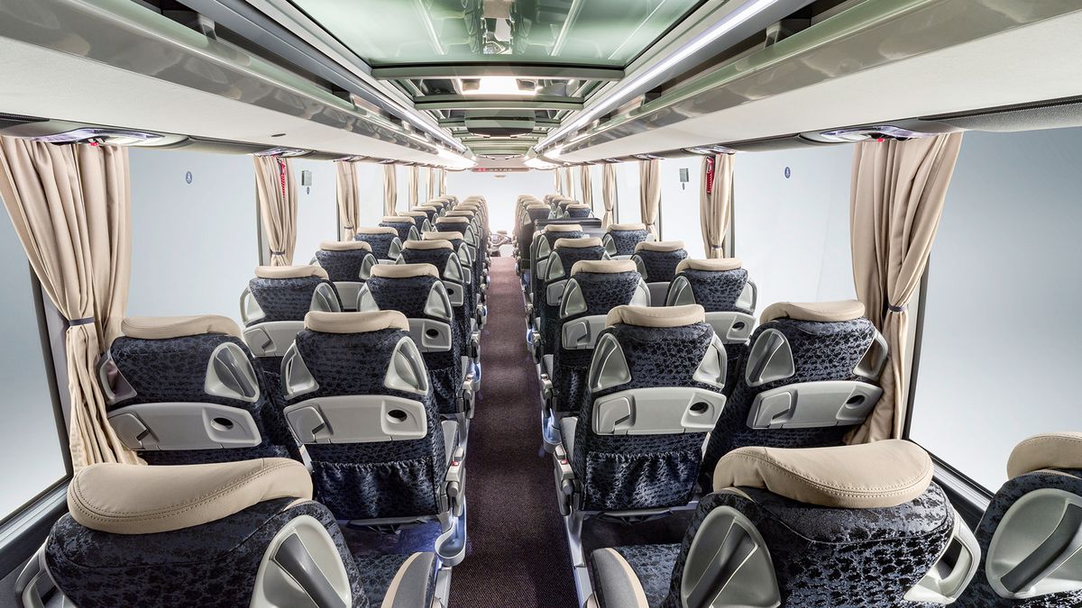 Noul autocar al celor de la FCSB. Foto: setra-bus.com