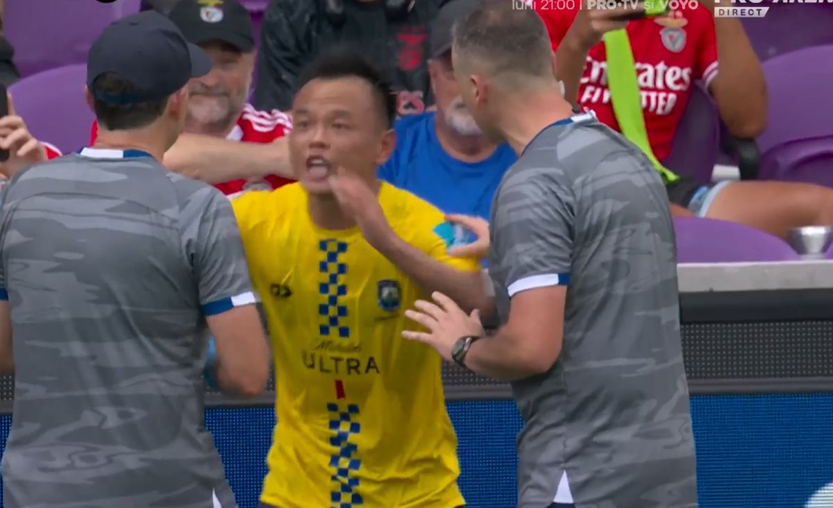 Tong Zhou, criză de nervi în Benfica - Auckland