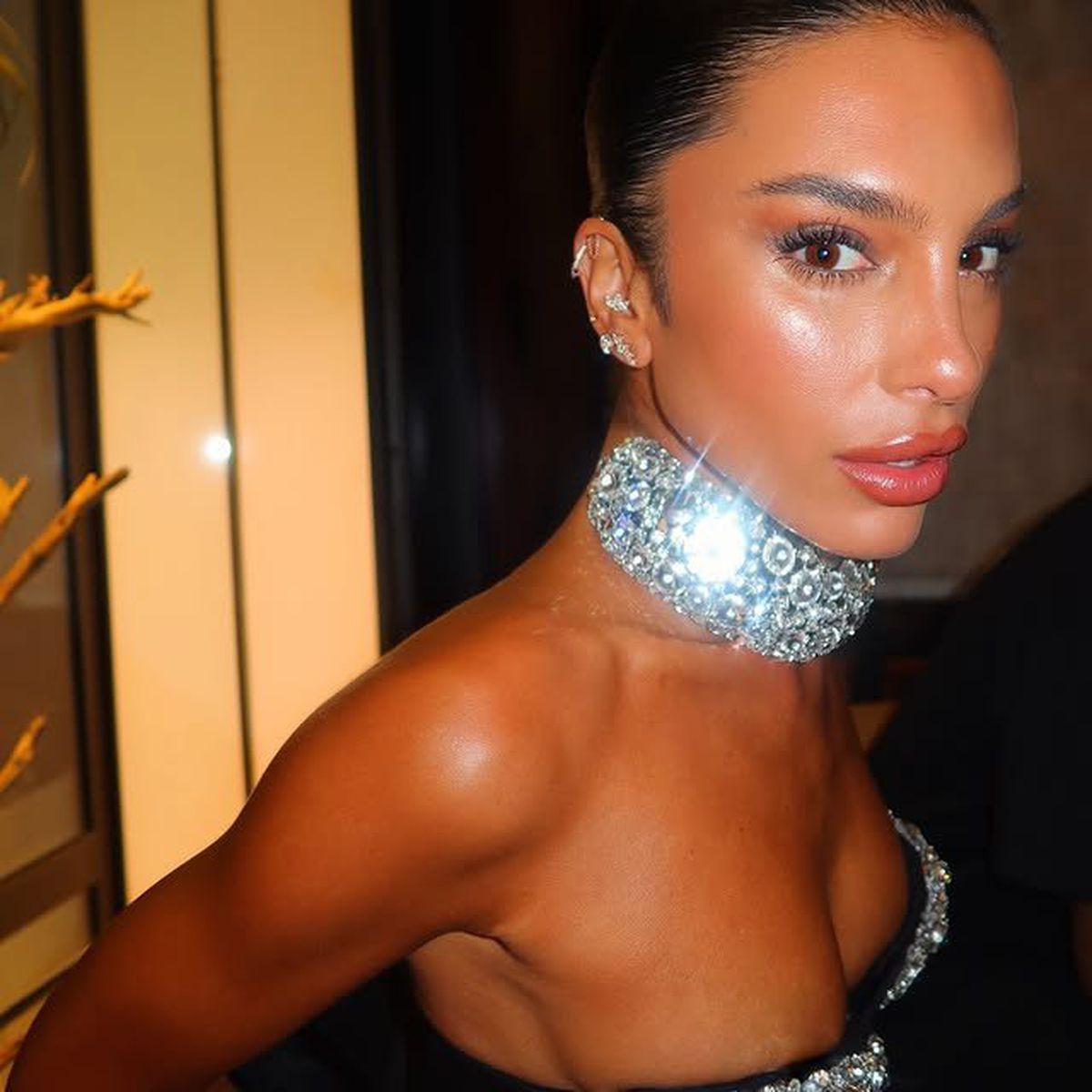 Zlatan Ibrahimovic, Marco Verratti și Jessica Aidi, pe plajă în Ibiza