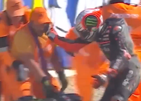 Incident șocant în MotoGP: liderul clasamentului a pălmuit un comisar de cursă și a primit interzis la Marele Premiu al Cehiei