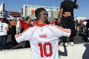 A venit cu tricoul lui Hagi la meciul cu Paraguay: „E unul dintre preferații mei”