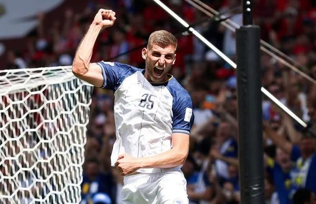 U Cluj speră să dea lovitura cu Jovo Lukic! Prețul de milioane de euro + Cine îl curtează