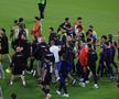 Scandal la Turcia - Paraguay » A devenit primul fotbalist din istorie eliminat pentru că și-a acoperit gura cu mâna