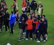 Scandal la Turcia - Paraguay » A devenit primul fotbalist din istorie eliminat pentru că și-a acoperit gura cu mâna