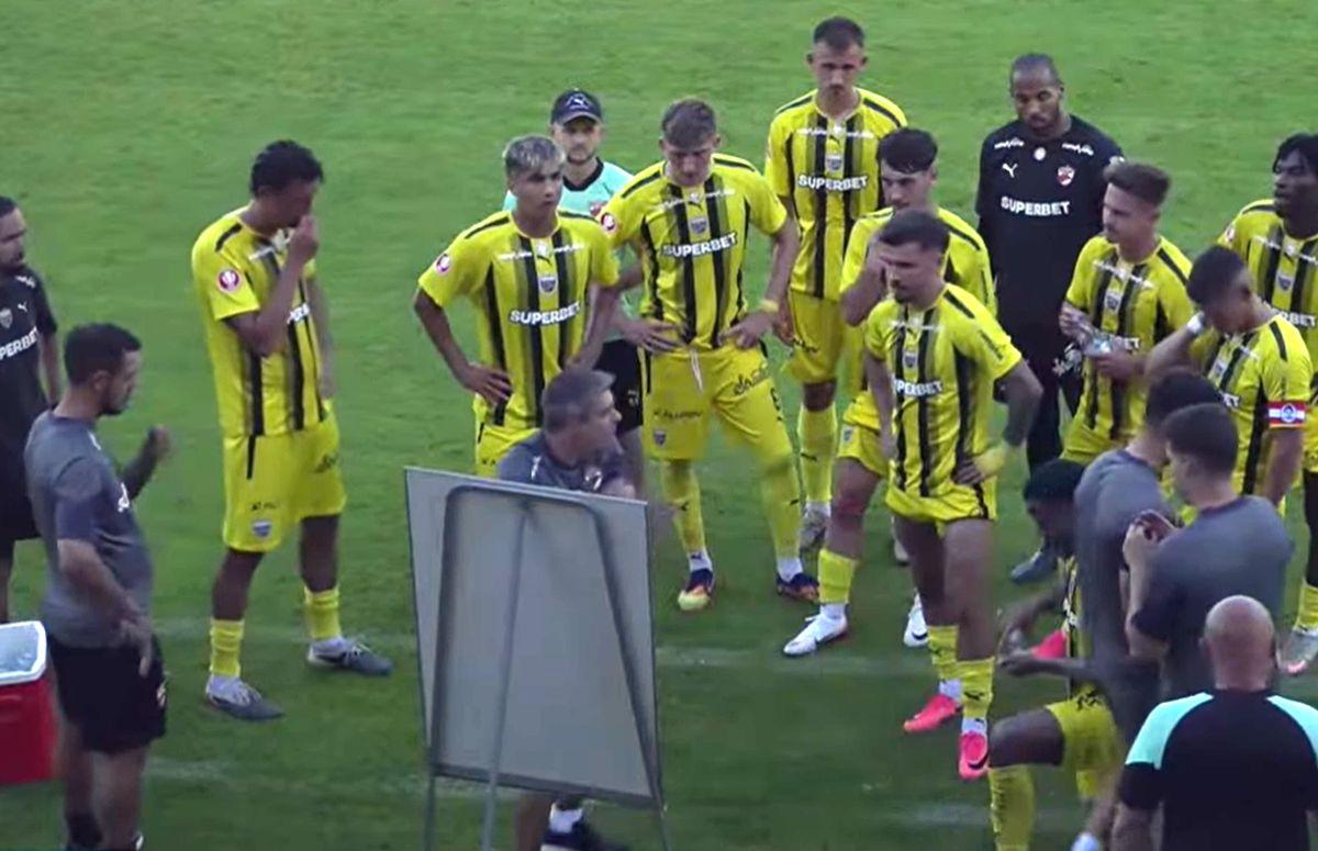 Nuno Campos i-a scos la tablă pe jucătorii lui Dinamo