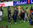 Scandal la Turcia - Paraguay » A devenit primul fotbalist din istorie eliminat pentru că și-a acoperit gura cu mâna