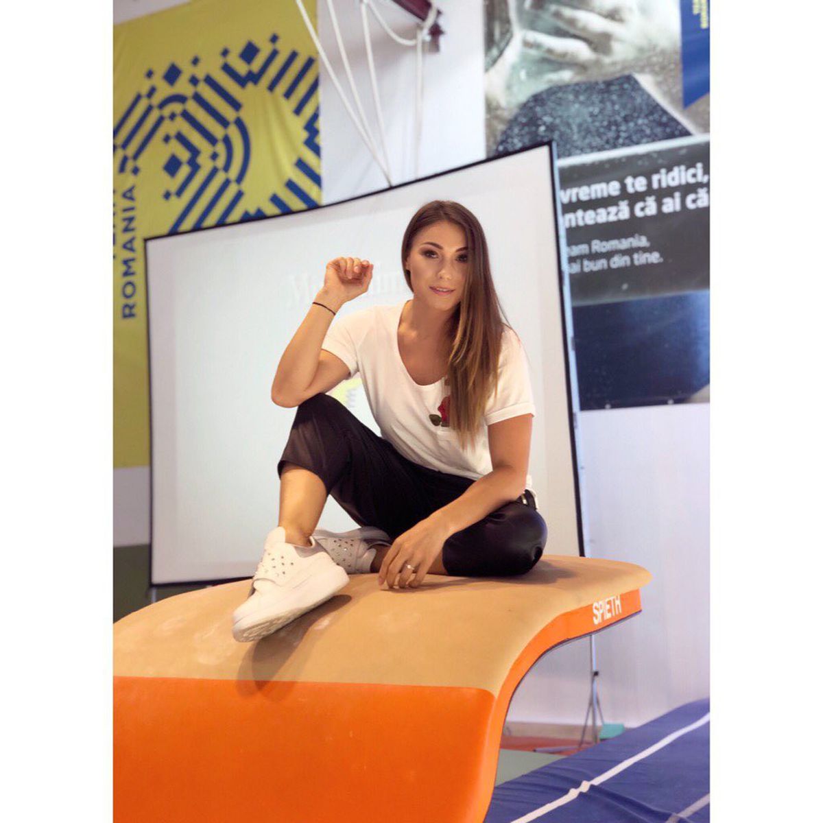 FOTO Monica Roșu este însărcinată cu primul ei copil » Cine este logodnicul frumoasei sportive