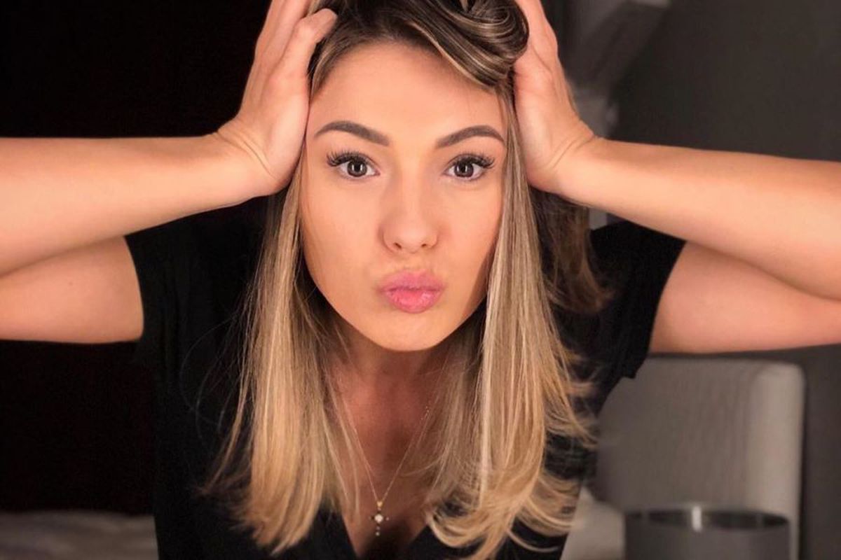 FOTO Monica Roșu, HOT pe Instagram » Fosta gimnastă a făcut ravagii pe litoral
