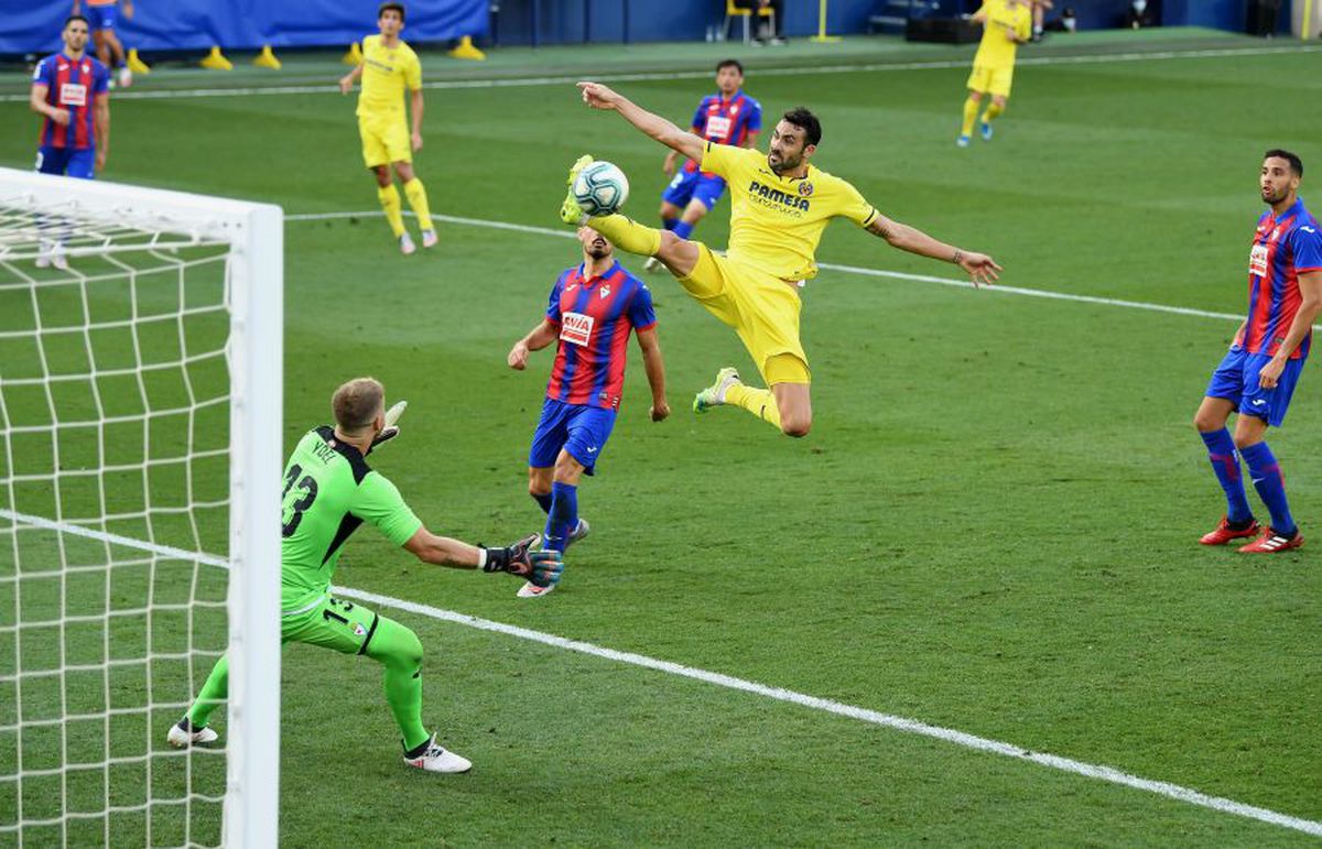 Santi Cazorla și-a ales viitorul club! Va fi antrenat de o legendă a Barcelonei