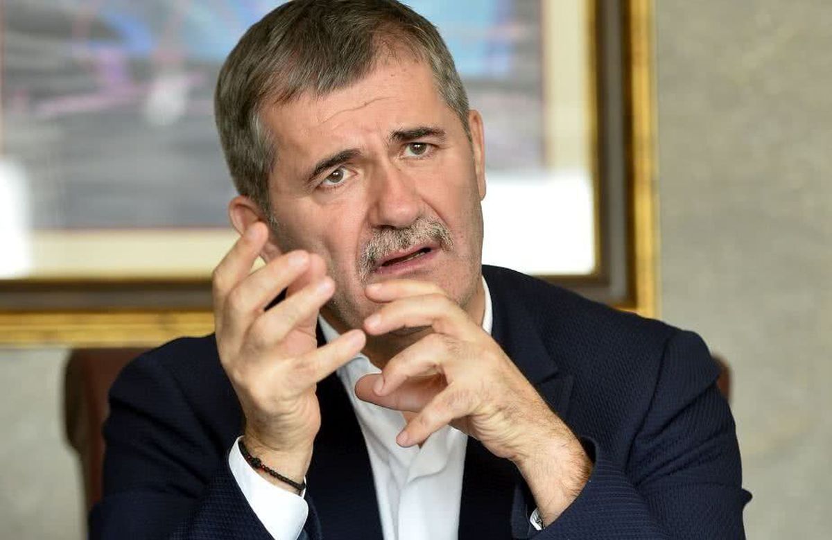 Motivul pentru care Valeriu Iftime a ordonat ca un titular să fie scos de pe foaia de joc a meciului cu Craiova: „E legat de virusul ăsta”