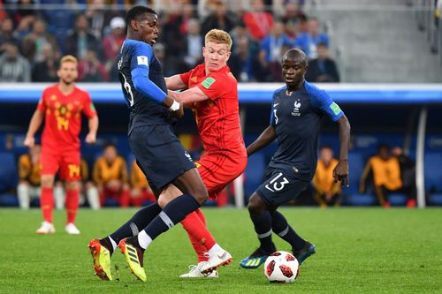 PSG ar fi în negocieri cu Paul Pogba (28 de ani), mijlocașul central al celor de la Manchester United.