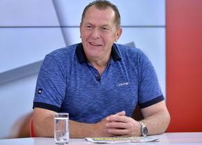 Șumudică, ironizat la final: „Cred că i-a speriat pe adversari la pauză”