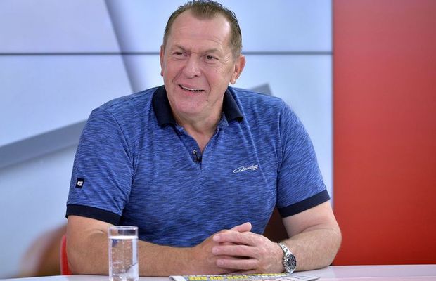 Șumudică, ironizat după Lincoln - CFR Cluj: „A spart sticle în vestiar, dar i-a speriat mai mult pe adversari”