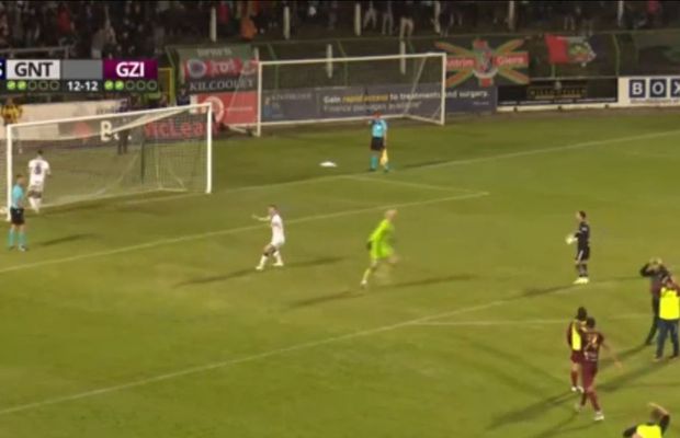 Nici lui Tarantino nu-i ieșea mai bine » Duel cu desfășurare EPICĂ în Conference League: 27 de penalty-uri consecutive transformate și o gafă uluitoare de portar! Record all-time în Europa