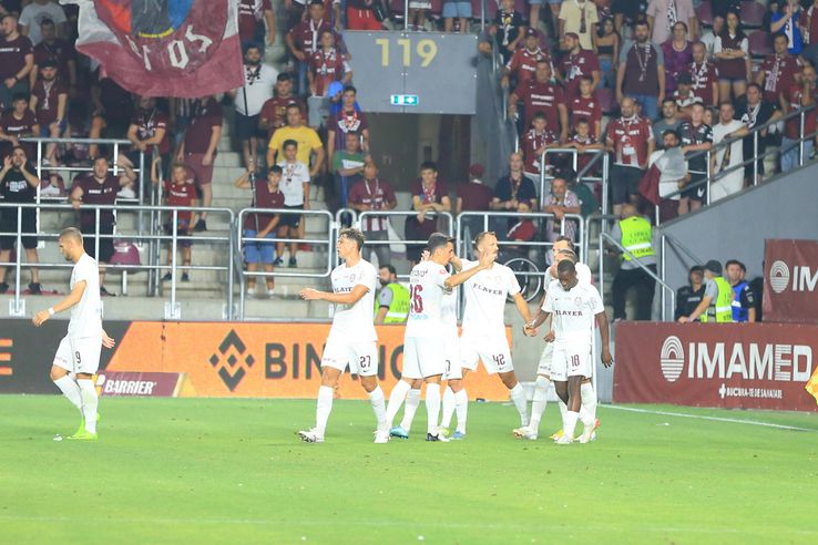 Daniel Bîrligea s-a bucurat ostentativ la golul din Rapid - CFR Cluj / Foto: Ionuț Iordache