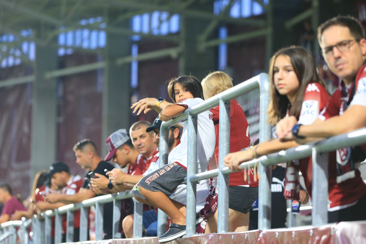 Ce derby în Giulești! Rapid - CFR Cluj, decis de golul marcat de Hasani la ultima fază