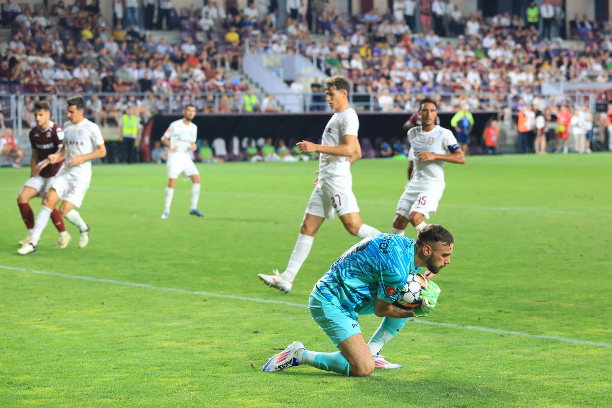 Mesajul pe care Gino Iorgulescu nu ar fi vrut să îl vadă la Rapid - CFR Cluj » Ce au afișat giuleștenii