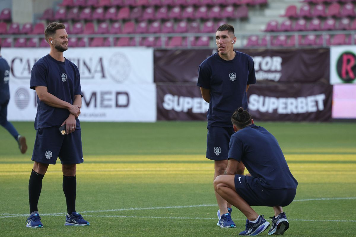 Imagini de pe gazon înainte de Rapid - CFR Cluj/ foto: Ionuț Iordache (GSP)