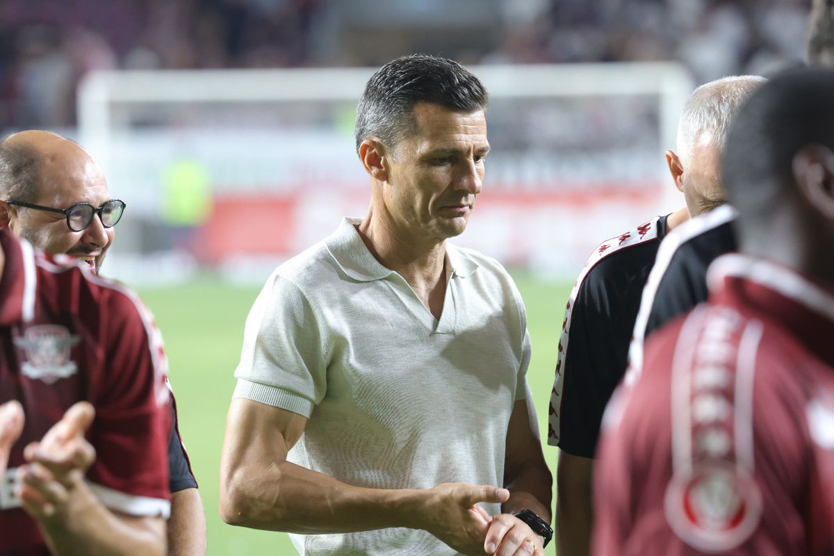 Gâlcă și-a explicat decizia-surpriză în conferință: „Nu făcuse un meci prea reușit”