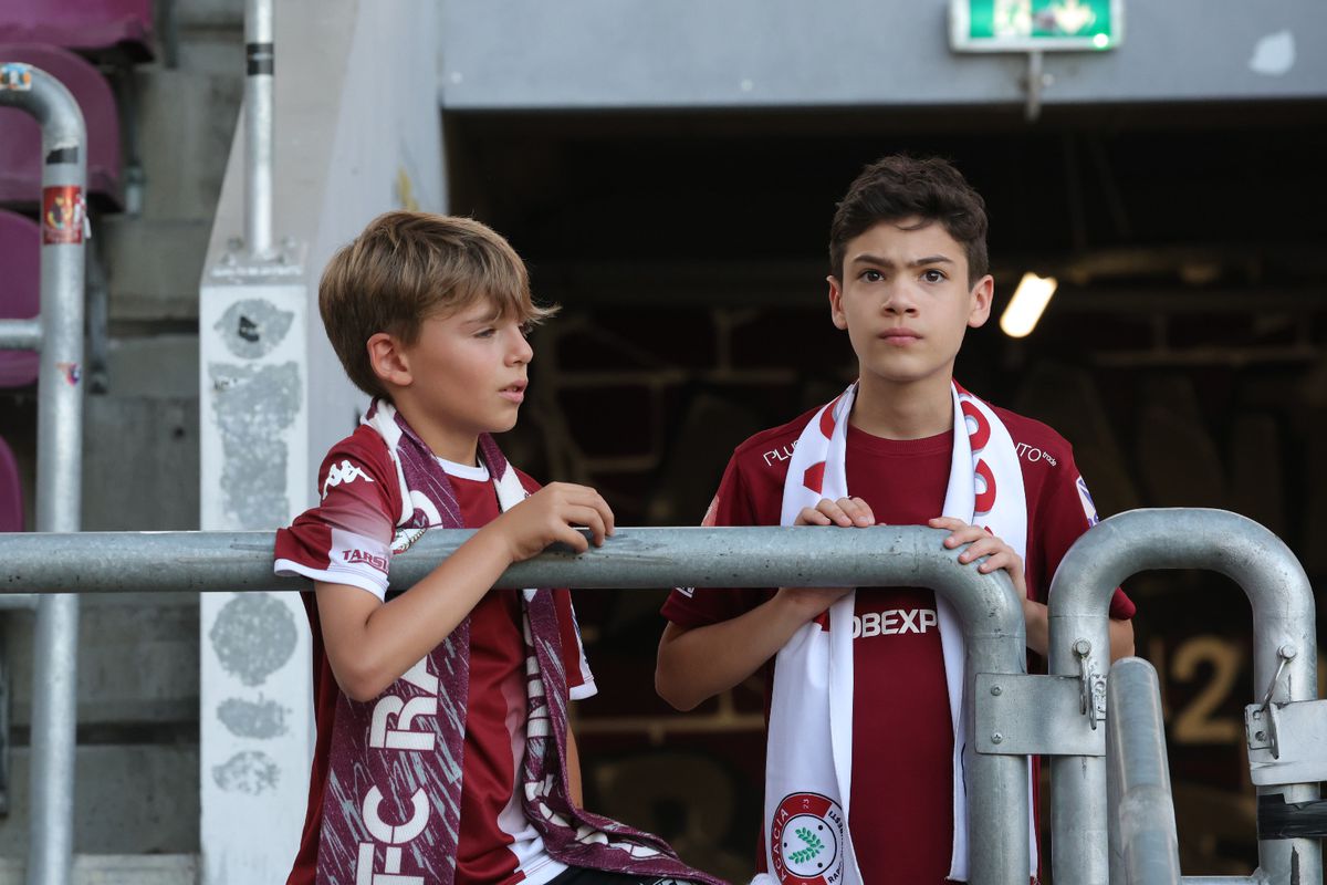 Imagini de pe gazon înainte de Rapid - CFR Cluj/ foto: Ionuț Iordache (GSP)