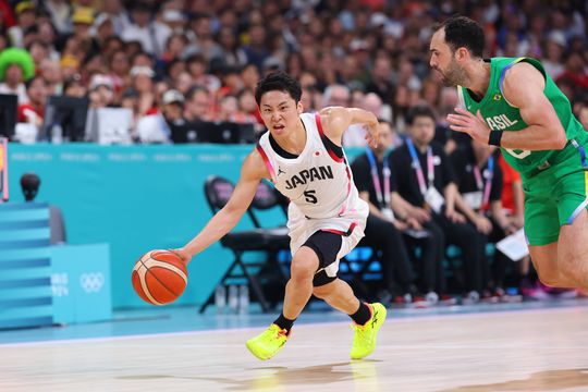 Chicago Bulls l-a transferat pe Yuki Kawamura, cel mai scund jucător din NBA