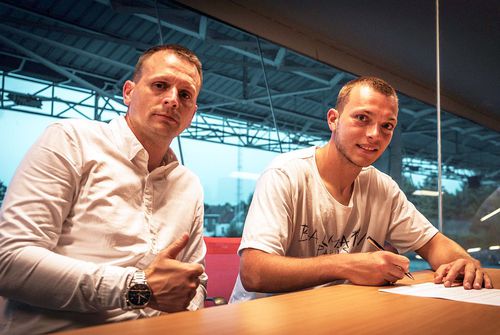 „Regele” contractelor cu statul a intrat în acționariatul echipei belgiene! Și-a dus acolo fiul și pe campionul în Liga 1