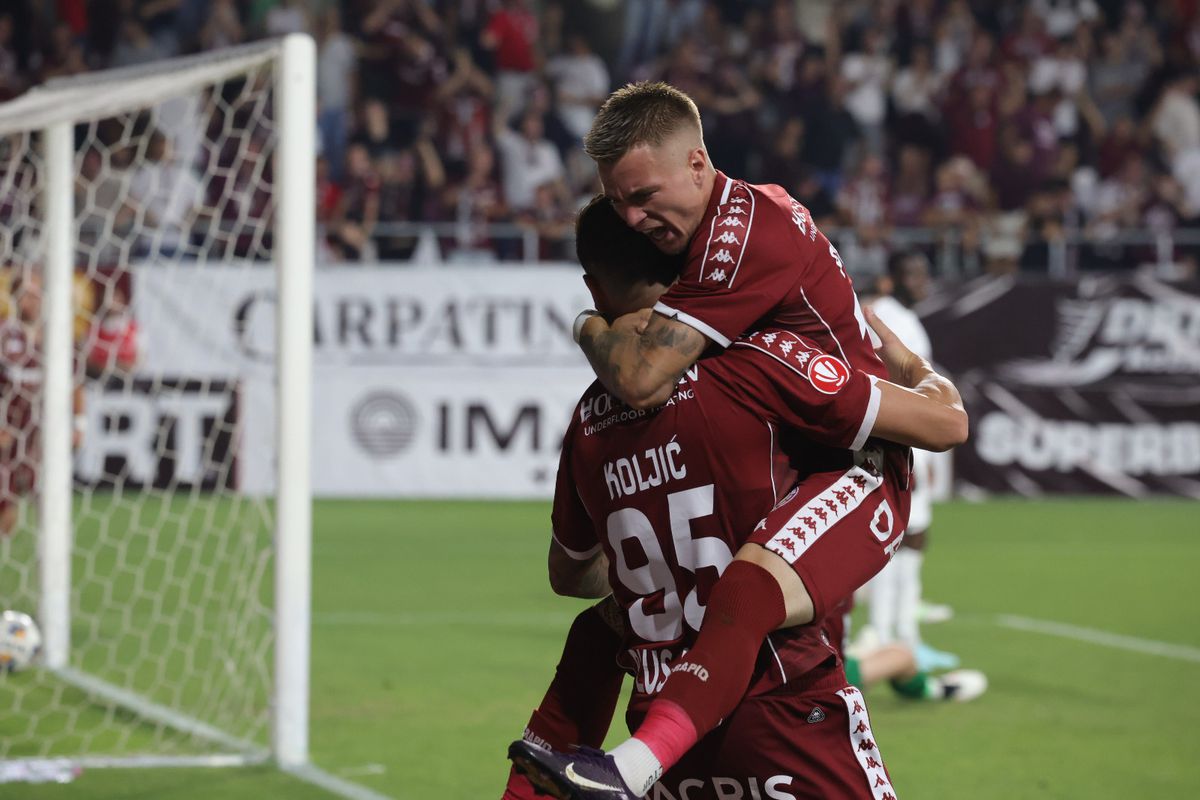 Imagini de meci de la Rapid - CFR Cluj