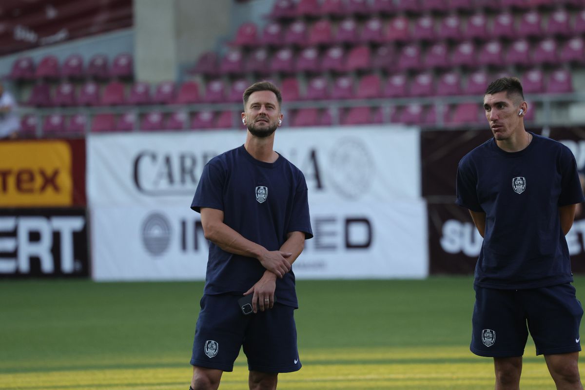 Imagini de pe gazon înainte de Rapid - CFR Cluj/ foto: Ionuț Iordache (GSP)