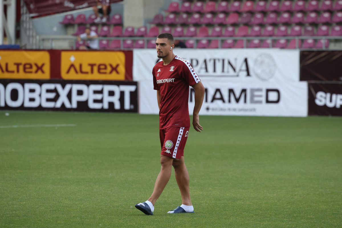 Imagini de pe gazon înainte de Rapid - CFR Cluj/ foto: Ionuț Iordache (GSP)