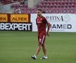 Denis Ciobotariu. Imagini de pe gazon înainte de Rapid - CFR Cluj/ foto: Ionuț Iordache (GSP)
