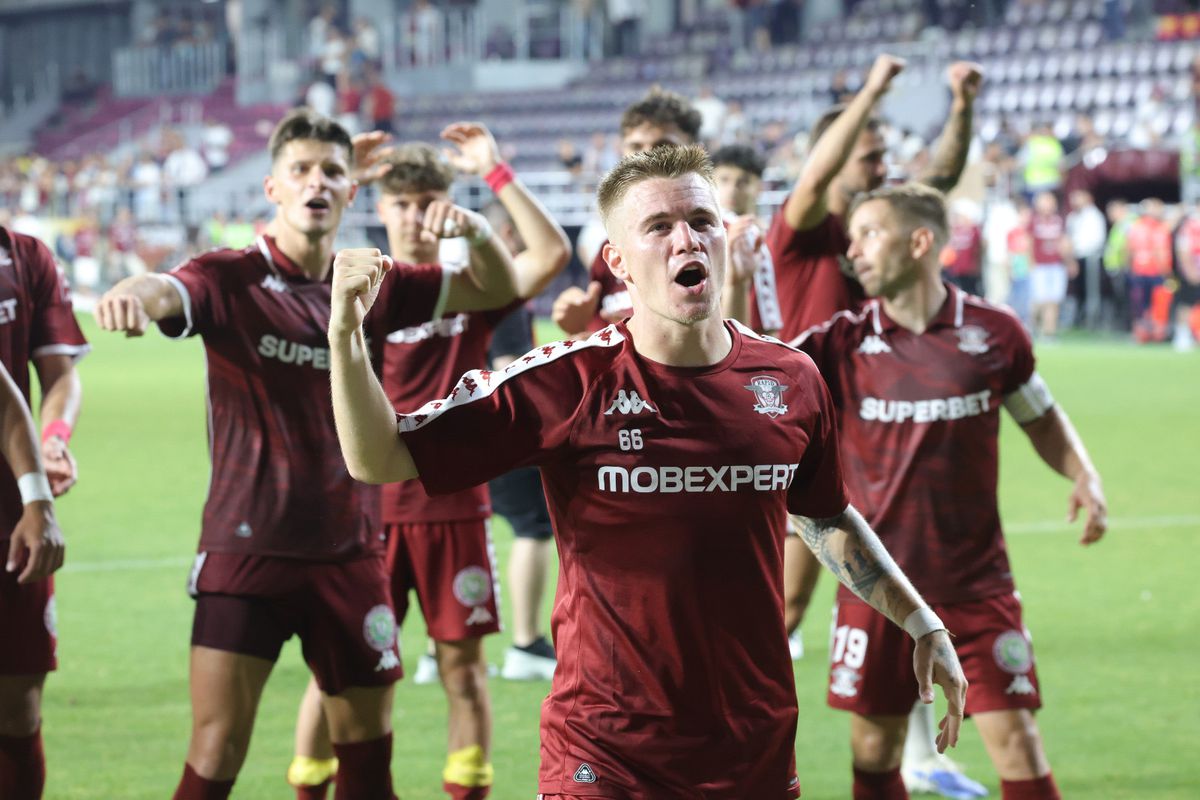 Imagini de meci de la Rapid - CFR Cluj