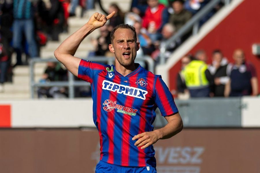 Marton Eppel, golgheterul maghiar de 1,90 metri, negocieri avansate în Superligă