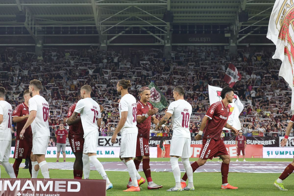 Rapid - CFR Cluj, imagini de la începutul meciului