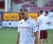 Cristi Manea. Imagini de pe gazon înainte de Rapid - CFR Cluj/ foto: Ionuț Iordache (GSP)