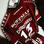 Echipamentele Rapidului la meciul cu CFR Cluj